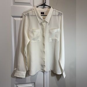 UNTUCKIT Womens Ivory Colored Solid silk Shirt Sz 10